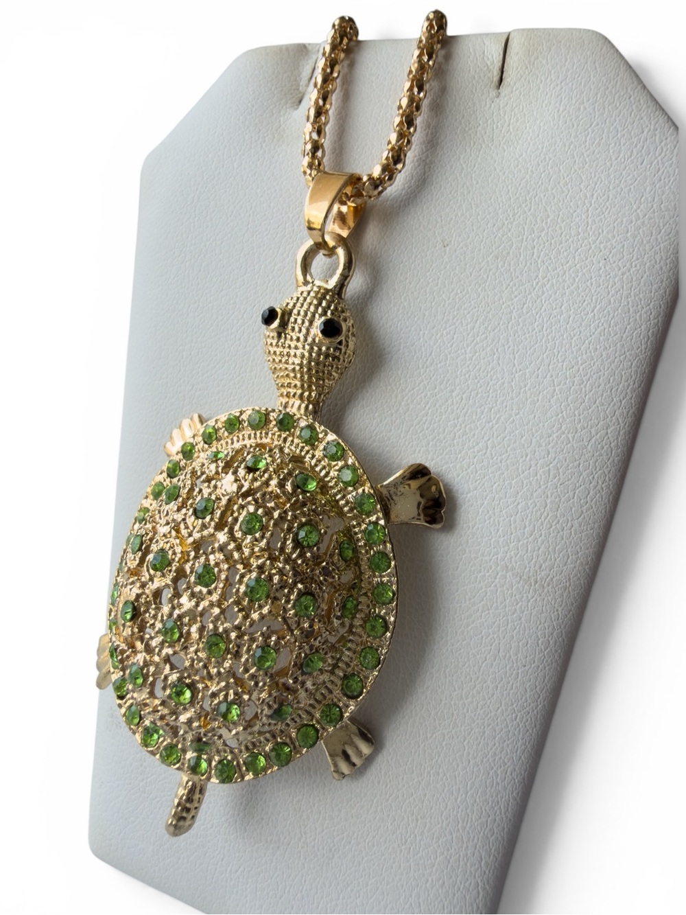 Betsey Johnson Turtle Pendant Necklace Green Crystal Gold Tone Long NWT - Picture 2 of 7